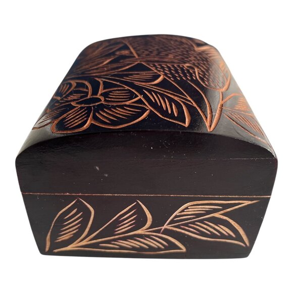 Vintage Hand-Carved Wooden Trinket Box – Floral & Bird Design – Dark Stain - Picture 2 of 6